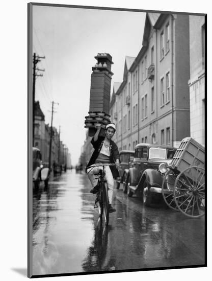 A Delivery Boy for a Tokyo Restaurant Carries a Tray of Soba Bowls-null-Mounted Photographic Print