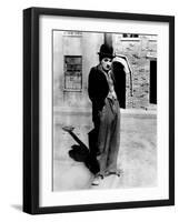 A Dog 's Life by and with Charlie Chaplin (The Tramp), 1918-null-Framed Photo