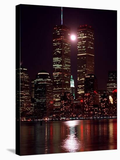 A Full Moon Rises Between New York's Twin Towers for the Second Time This Month-null-Stretched Canvas