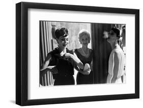 A Group of Women Laughing Together at the Met Fashion Ball, New York, November 1960-Walter Sanders-Framed Photographic Print