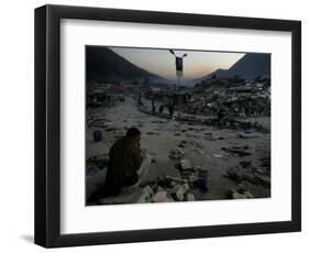 A Homeless Pakistani Earthquake Survivor Sits on the Roadside-null-Framed Photographic Print