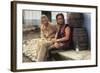 A la poursuite du diamant vert Romancing the stone by Robert Zemeckis with Kathleen Turner and Mich-null-Framed Photo