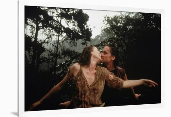 A la poursuite du diamant vert Romancing the stone by Robert Zemeckis with Kathleen Turner and Mich-null-Framed Photo