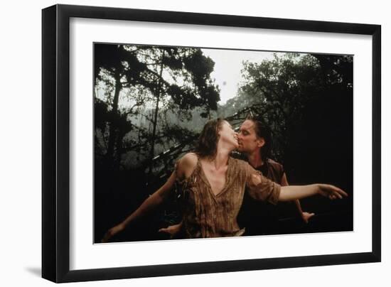 A la poursuite du diamant vert Romancing the stone by Robert Zemeckis with Kathleen Turner and Mich-null-Framed Photo