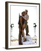 A la poursuite du diamant vert Romancing the stone by Robert Zemeckis with Michael Douglas and Kath-null-Framed Photo