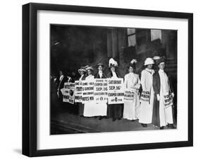 A Line of Women Rally for Women's Suffrage-null-Framed Premium Photographic Print