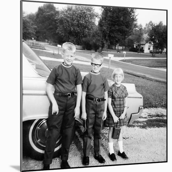 A Lineup of Kids by the Family Car. 1965-null-Mounted Photographic Print