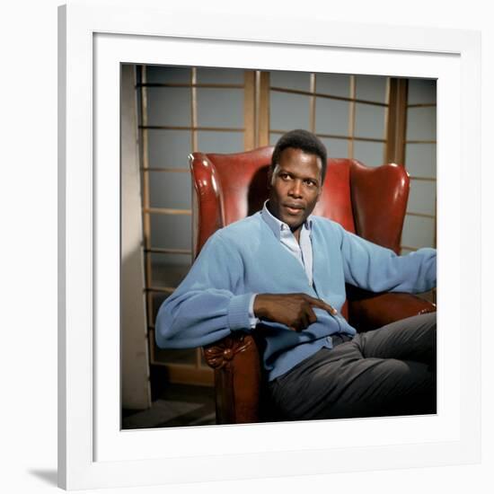 A Patch Of Blue, Sidney Poitier, 1965-null-Framed Photo