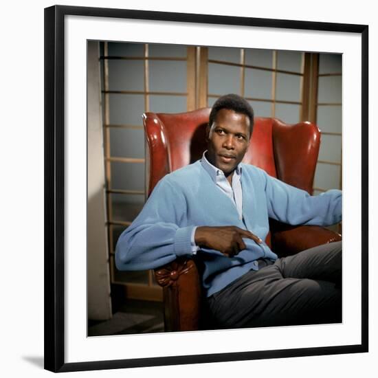 A Patch Of Blue, Sidney Poitier, 1965-null-Framed Photo