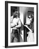 A Patch Of Blue, Sidney Poitier, Elizabeth Hartman, 1965-null-Framed Photo