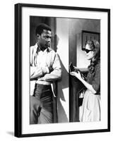 A Patch Of Blue, Sidney Poitier, Elizabeth Hartman, 1965-null-Framed Photo