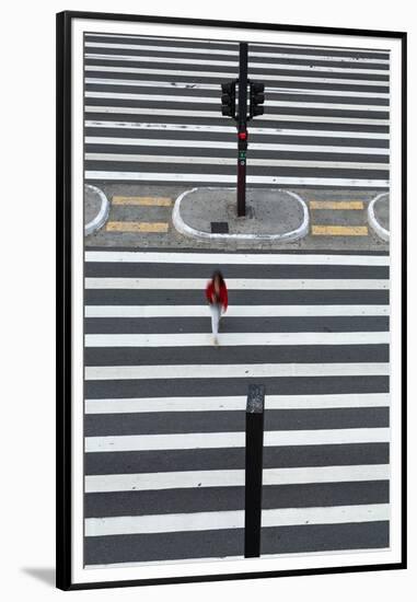 A Pedestrian Crossing on Paulista Avenue, Sao Paula.-Jon Hicks-Framed Premium Photographic Print