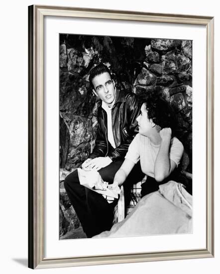 A Place in the Sun, 1951-null-Framed Photographic Print