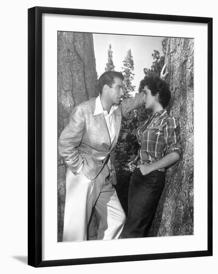 A Place in the Sun, Montgomery Clift, Elizabeth Taylor, 1951-null-Framed Premium Photographic Print