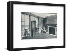 A room of c1740 from 63, Mansell Street, c1740-Unknown-Framed Photographic Print