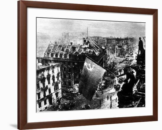 A Russian Sergeant Raises the Soviet Flag over the Reichstag, Berlin, 1945-null-Framed Photographic Print