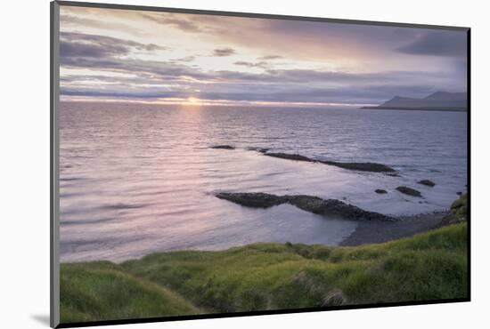 A Simple Sunrise-Danny Head-Mounted Photographic Print