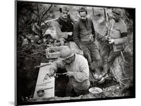 A Soldier Making a Ring, Champagne, 1916-Jacques Moreau-Mounted Photographic Print