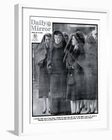 A Sorrowing Family Group of Three Queens-null-Framed Photographic Print