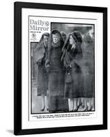 A Sorrowing Family Group of Three Queens-null-Framed Photographic Print