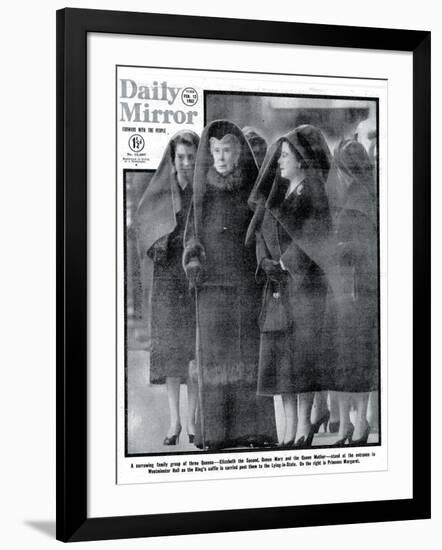 A Sorrowing Family Group of Three Queens-null-Framed Photographic Print