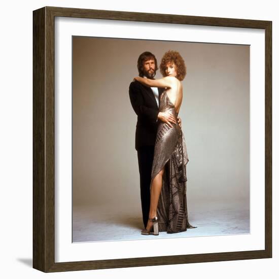 A STAR IS BORN, 1976 directed by FRANK PIERSON with Kris Kristofferson and Barbra Streisand (photo)-null-Framed Photo