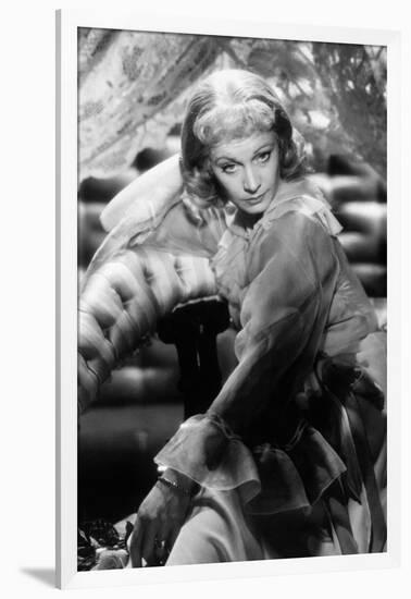 A STREETCAR NAMED DESIRE, 1951 directed by ELIA KAZAN with Vivien Leigh (b/w photo)-null-Framed Photo