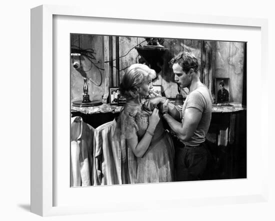 A Streetcar Named Desire, Vivien Leigh, Marlon Brando, 1951-null-Framed Photo