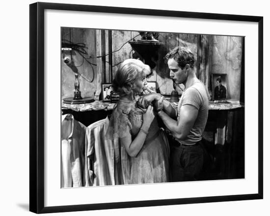 A Streetcar Named Desire, Vivien Leigh, Marlon Brando, 1951-null-Framed Premium Photographic Print