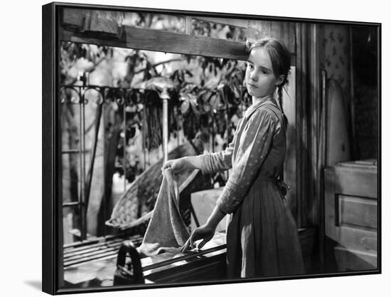 A Tree Grows In Brooklyn, Peggy Ann Garner, 1945-null-Framed Photo