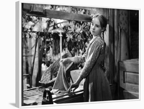 A Tree Grows In Brooklyn, Peggy Ann Garner, 1945-null-Framed Photo