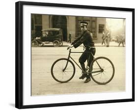 A Typical Birmingham, Alabama Messenger-null-Framed Photographic Print