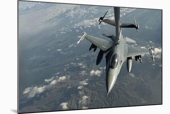 A U.S. Air Force F-16C Fighting Falcon Conducts Aerial Refueling-null-Mounted Photographic Print