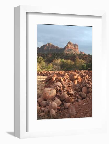 A view of Sedona in Arizona, USA-Natalie Tepper-Framed Photo