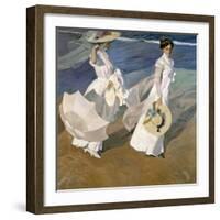 A Walk on the Beach, 1909-Joaqu?n Sorolla y Bastida-Framed Giclee Print