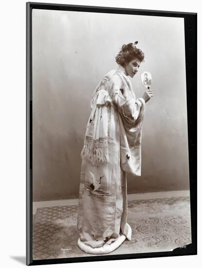 A Woman Modeling a Japanese Kimono, New York, 1904-Byron Company-Mounted Giclee Print