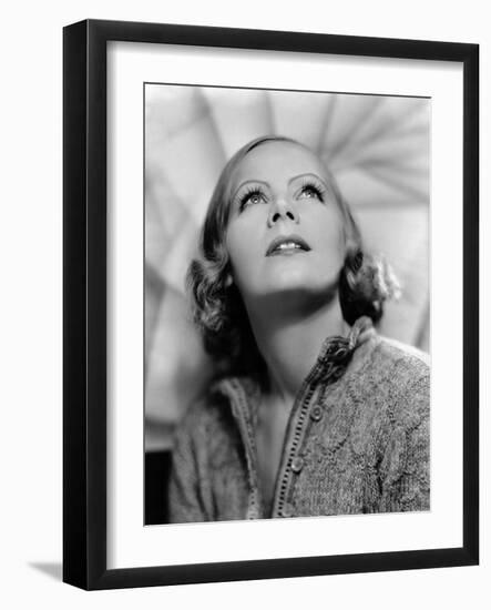 A WOMAN OF AFFAIRS, 1929 directed by CLARENCE BROWN with Greta Garbo (b/w photo)-null-Framed Photo