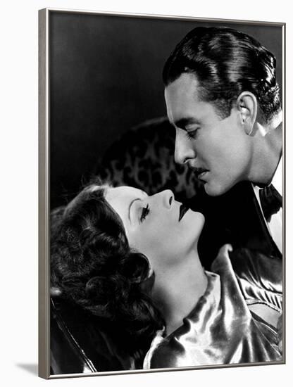 A WOMAN OF AFFAIRS, 1929 directed by CLARENCE BROWN with Greta Garbo / john Gilbert (b/w photo)-null-Framed Photo