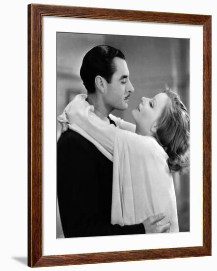 A WOMAN OF AFFAIRS, 1929 directed by CLARENCE BROWN with John Gilbert / Greta Garbo (b/w photo)-null-Framed Photo