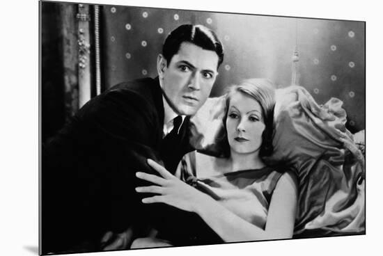 A WOMAN OF AFFAIRS, 1929 directed by CLARENCE BROWN with John Mack Brown / Greta Garbo (b/w photo)-null-Mounted Photo