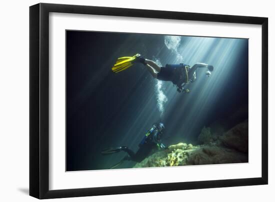 A Young Married Couple Scuba Diving in Devil's Den Springs Florida-null-Framed Premium Giclee Print