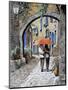 Abbracciati Sotto l’arco-Guido Borelli-Mounted Giclee Print