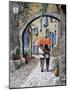 Abbracciati Sotto l’arco-Guido Borelli-Mounted Giclee Print