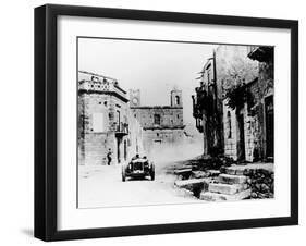 Achille Varzi in a P2 Alfa Romeo Grand Prix Car, in the Targa Florio Race, Sicily, 1930-null-Framed Photographic Print