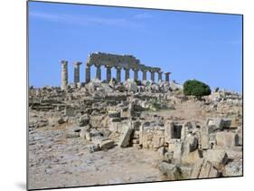 Acropolis, Selinunte, Sicily, Italy-Peter Thompson-Mounted Photographic Print