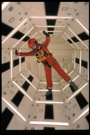 https://imgc.allpostersimages.com/img/posters/actor-keir-dullea-wearing-space-suit-in-scene-from-motion-picture-2001-a-space-odyssey_u-L-Q1HSZ000.jpg?artPerspective=n