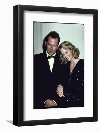 Actors Bruce Willis and Cybill Shepherd-Ann Clifford-Framed Photographic Print