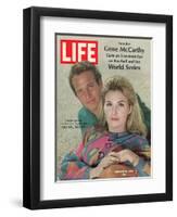 Actors Paul Newman and Wife Joanne Woodward, Collaboration for "Rachel, Rachel", October 18, 1968-Mark Kauffman-Framed Premium Photographic Print