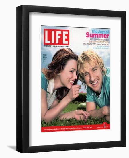 Actors Rachel McAdams and Owen Wilson Outdoors Lying on Lawn, July 1, 2005-Karina Taira-Framed Photographic Print