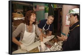 Actors Susan Sarandon and Tim Robbins Serving Meals at Feeding Stations for Workers at Ground Zero-null-Framed Photo